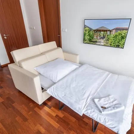Albertov Rental Apartments-3